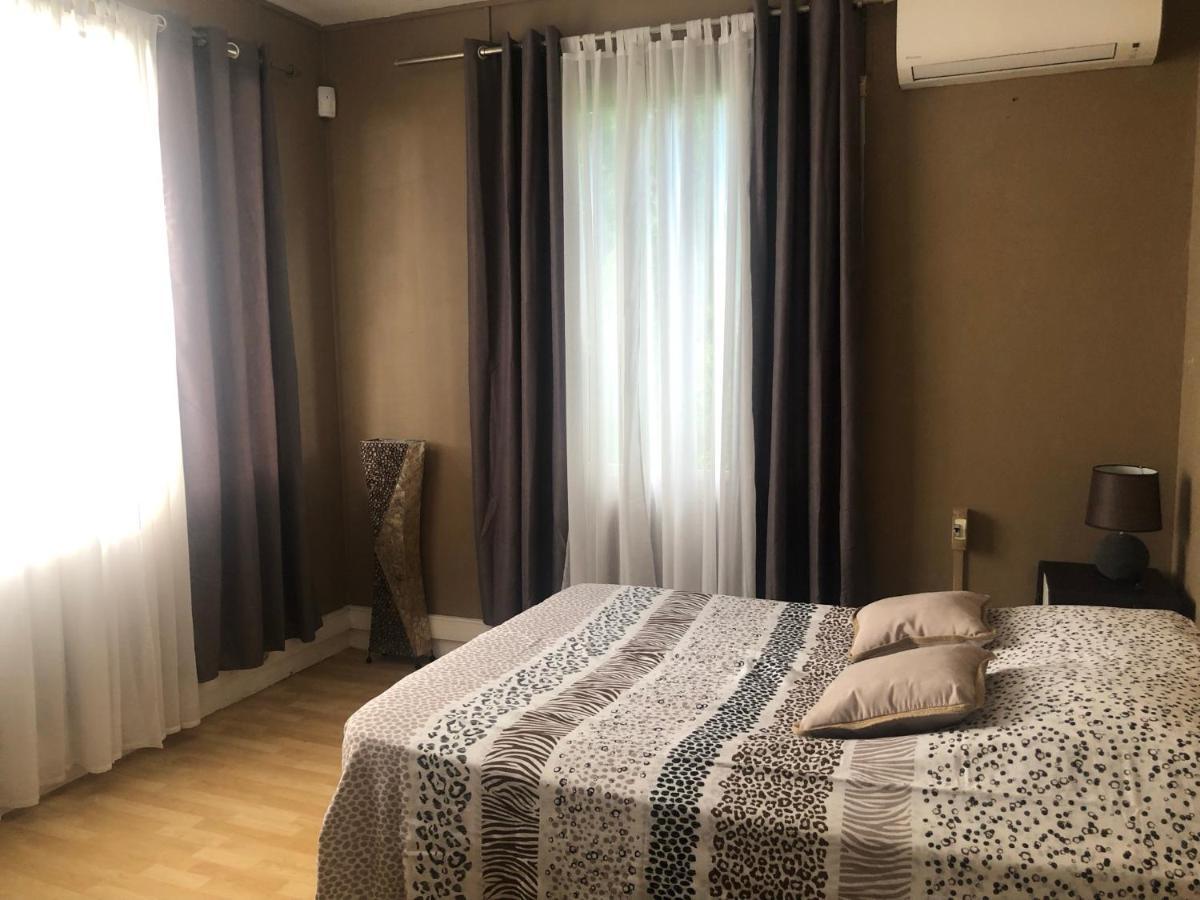 סן-קלוד Ducharmoy Lodges מראה חיצוני תמונה